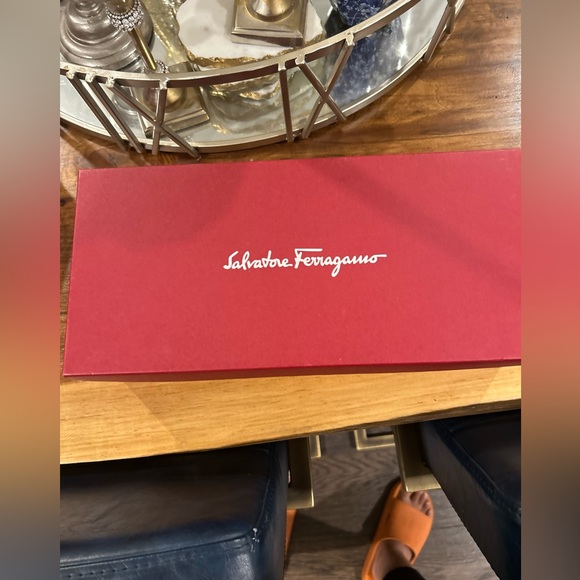 Salvatore Ferrogamo, shoes brand new - Picture 4 of 4